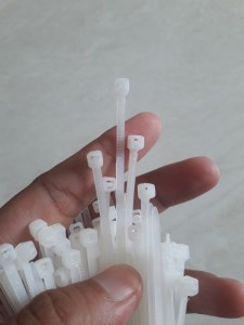 Dây rút nhựa - Chi Nhánh - Công Ty TNHH Sản Xuất Đầu Tư Thương Mại Hưng Tiến Phát